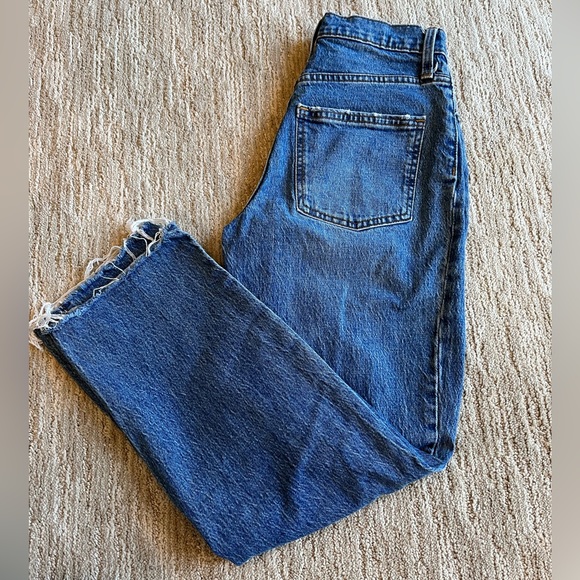 Universal Thread Mom Jeans - Picture 1 of 2